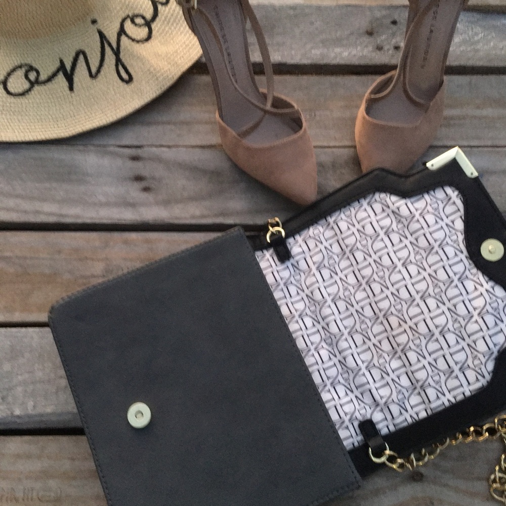 Danielle Nicole Purse - image 5